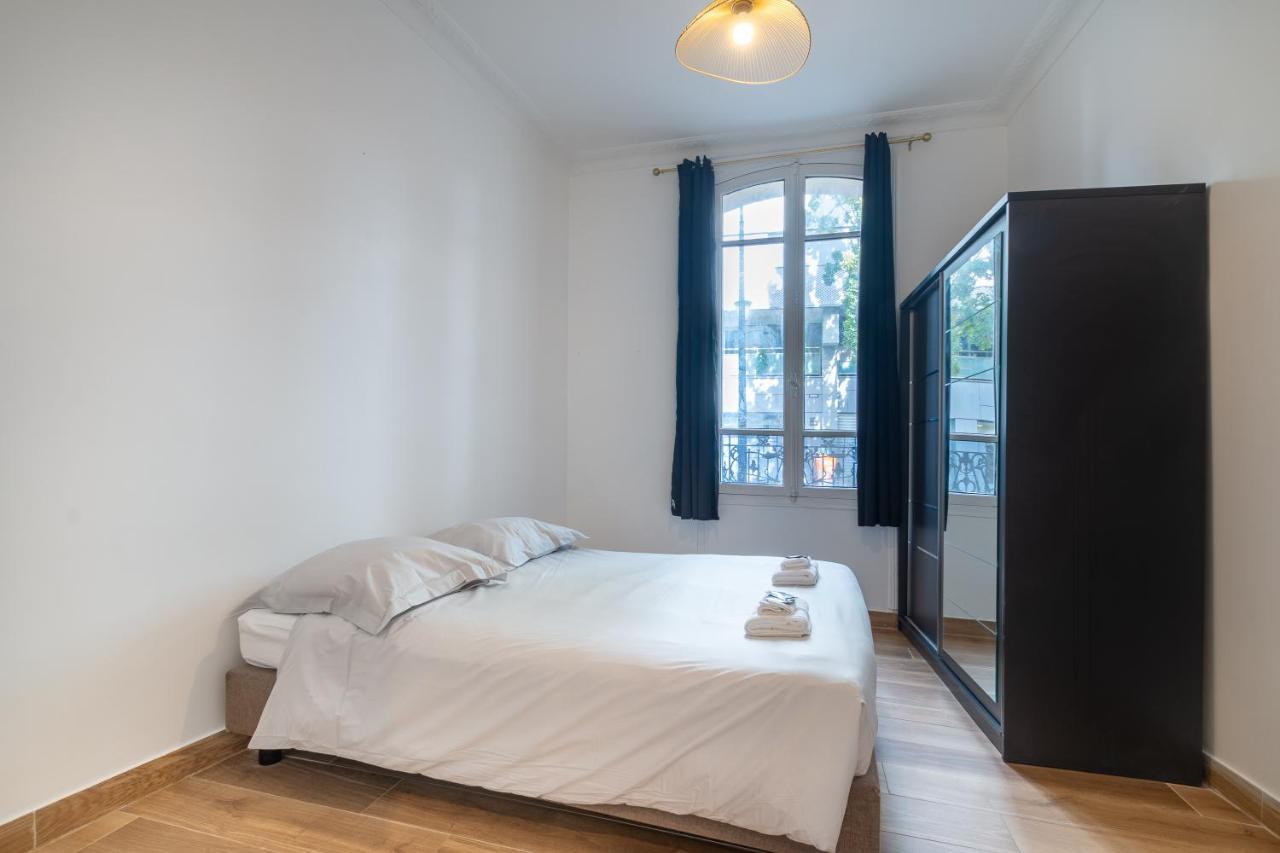 Appartement Metro Alexandre Dumas Париж Екстериор снимка