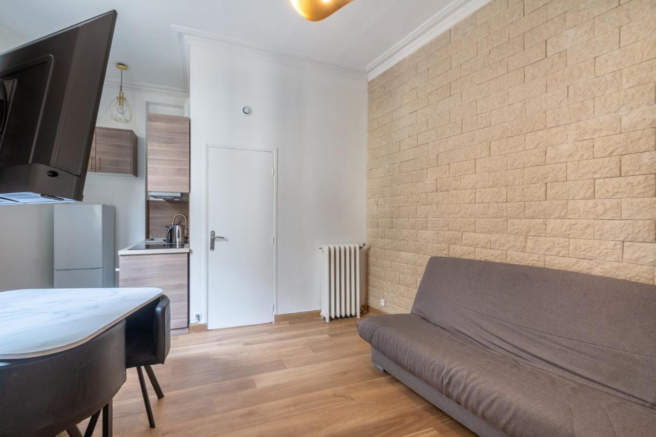 Appartement Metro Alexandre Dumas Париж Екстериор снимка