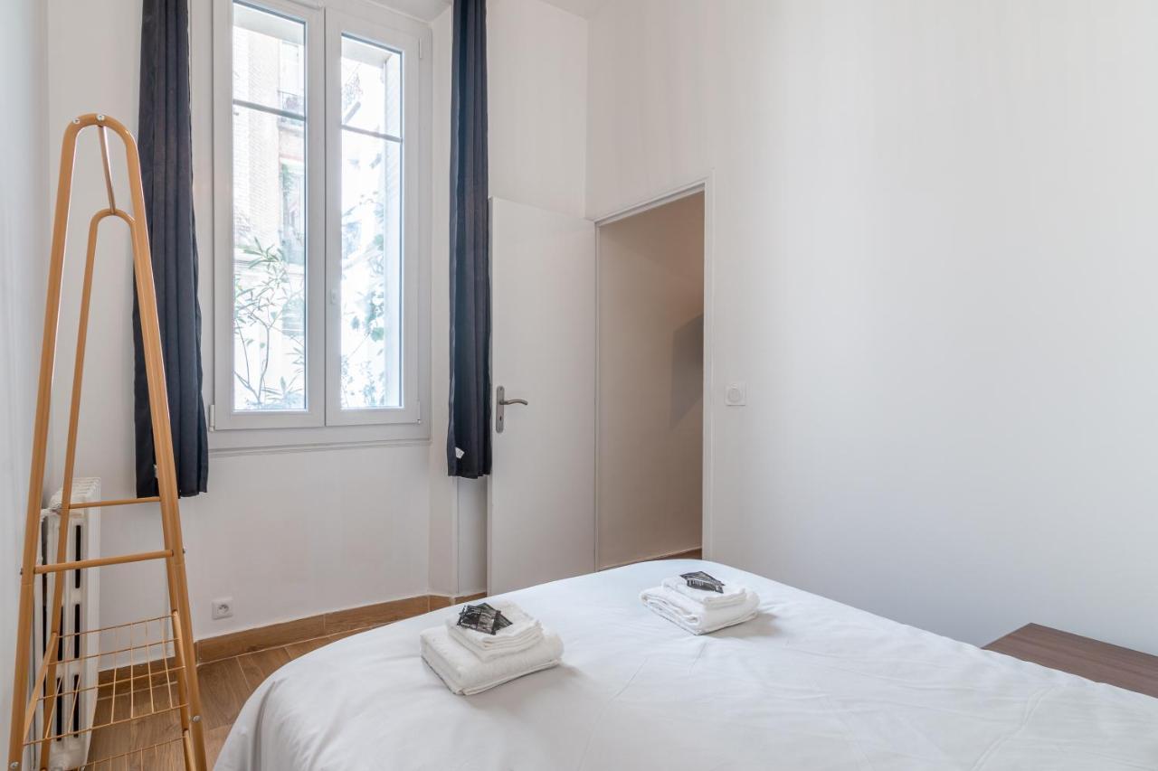 Appartement Metro Alexandre Dumas Париж Екстериор снимка